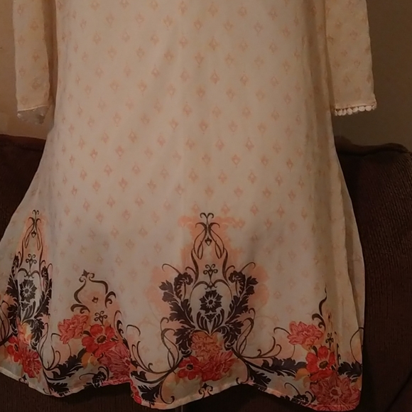 Lily Rose Dress - Picture 7 of 7